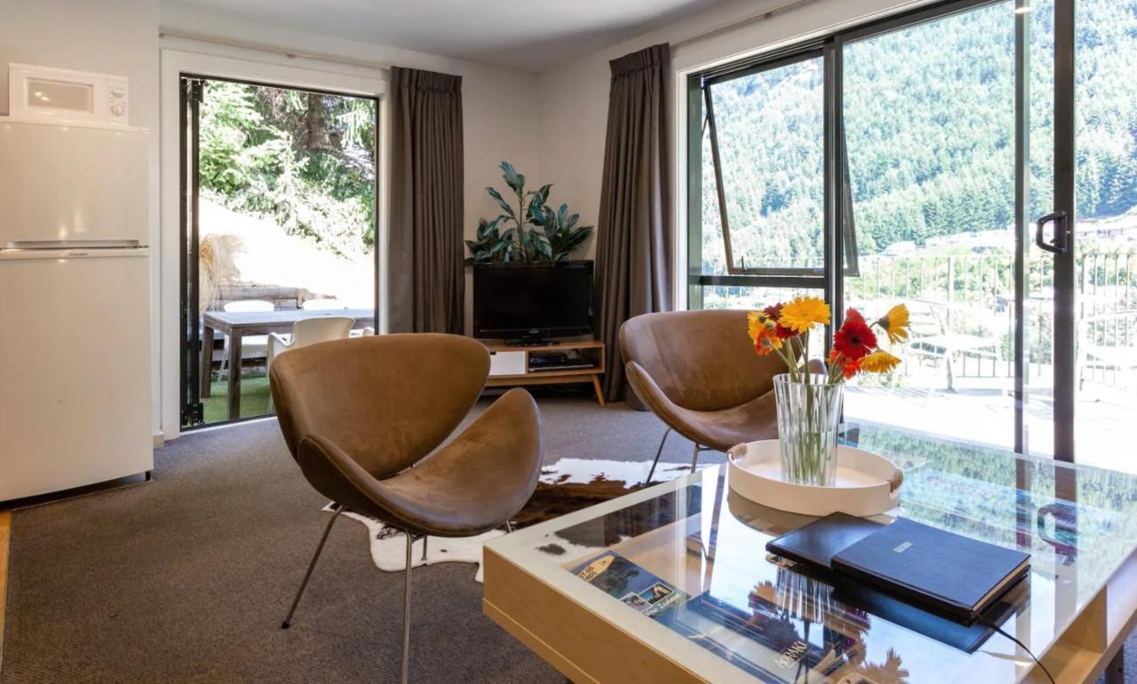 Alpine Retreat Apartment Queenstown Bagian luar foto